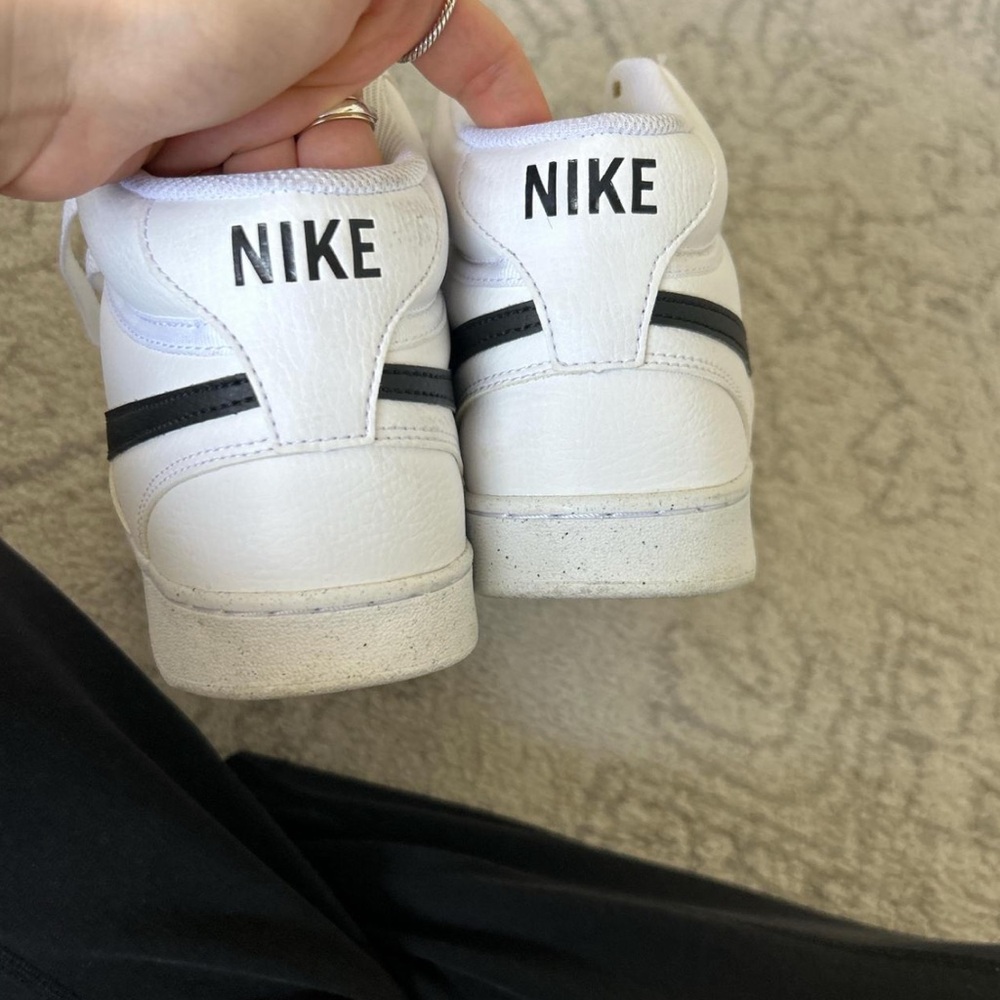 Nike White and Black Court Visions - Picture 5 of 5
